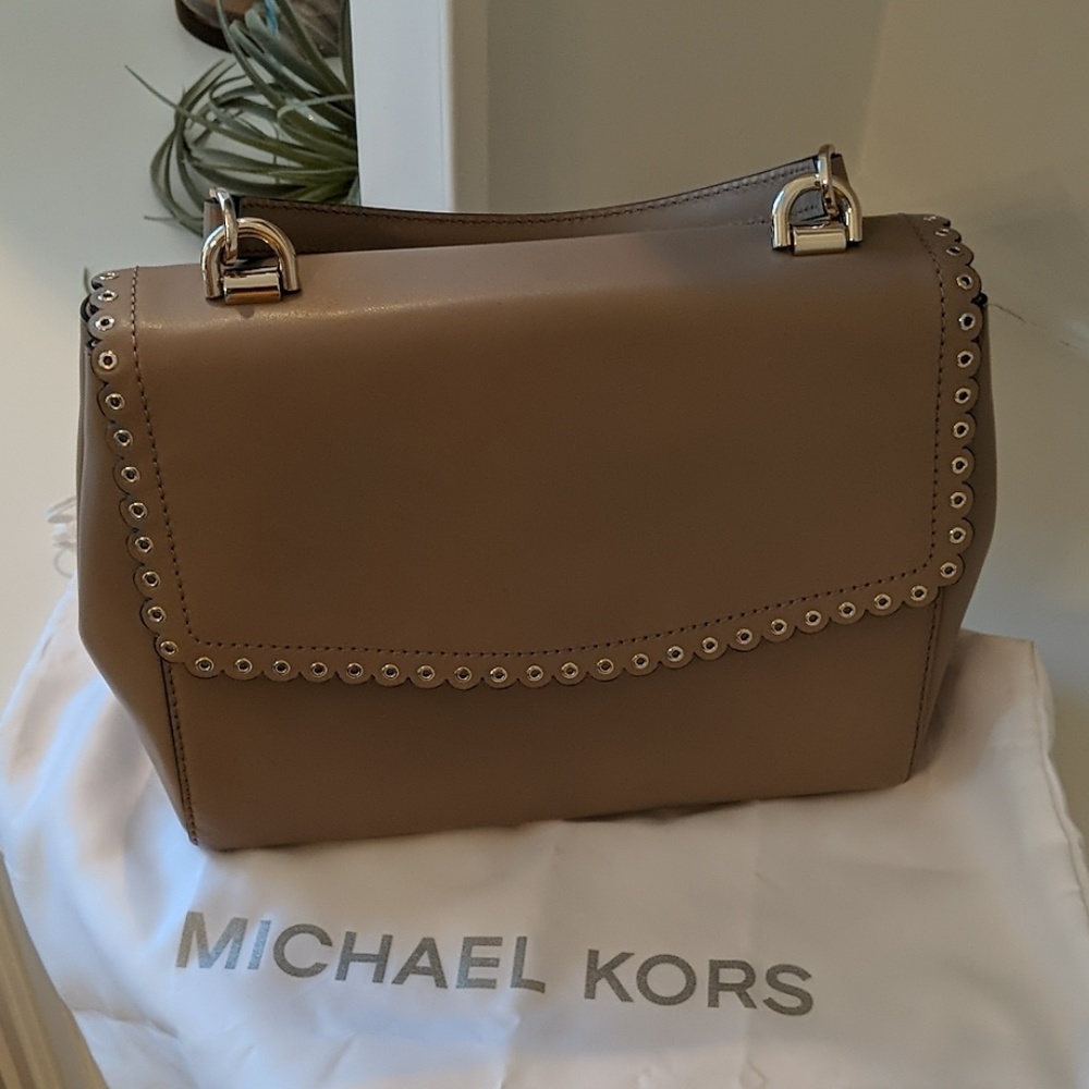 MK AVA TOP HANDLE SATCHEL - Picture 4 of 8